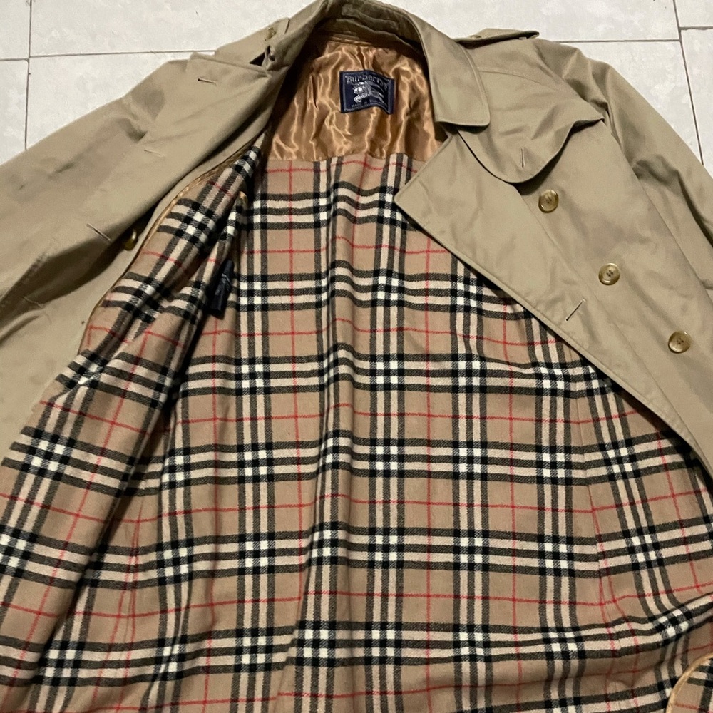 Men’s Burberry trench coat